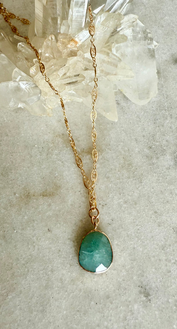 Aquamarine Rose Cut Necklace
